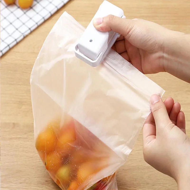 SealPro™ Mini Bag Sealer – Keep Your Food Fresh Anywhere